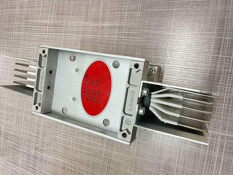 南寧母線槽生產(chǎn)廠家告訴你母線槽的幾大優(yōu)勢和價格情況